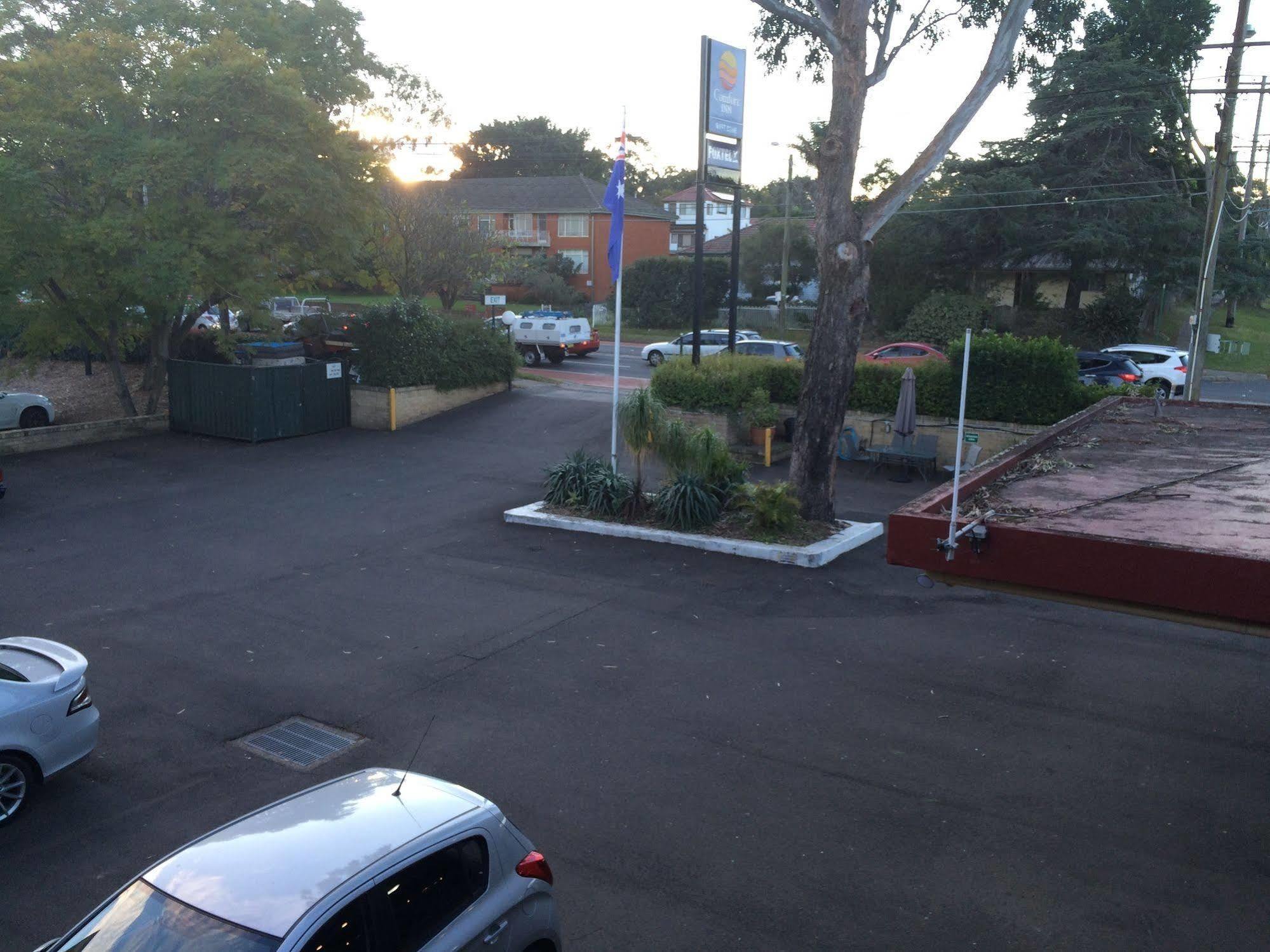 The Select Inn Ryde West Ryde Екстер'єр фото
