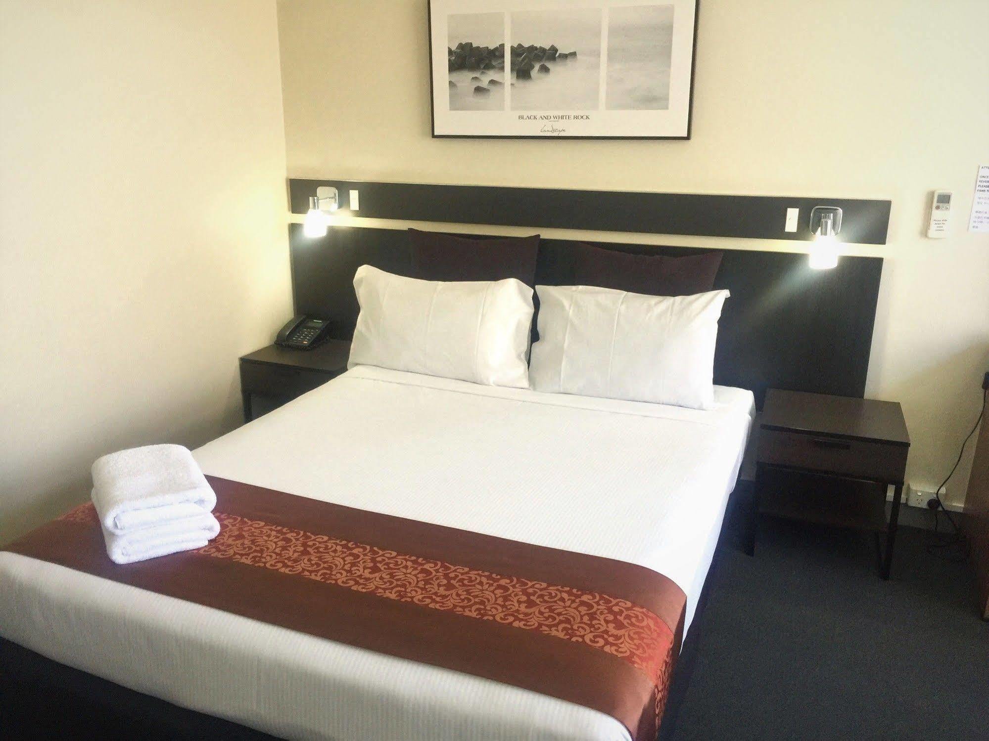 The Select Inn Ryde West Ryde Екстер'єр фото