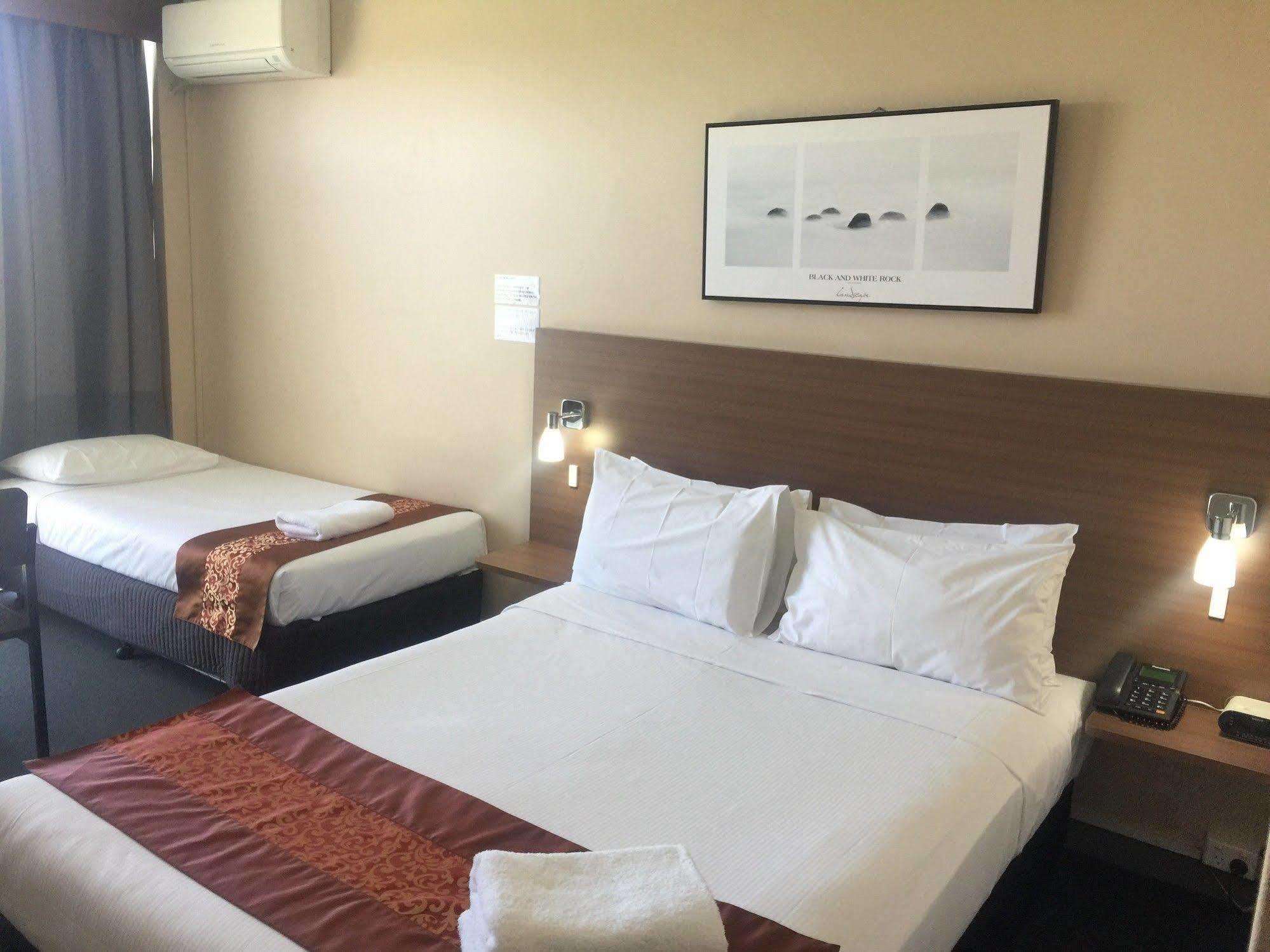 The Select Inn Ryde West Ryde Екстер'єр фото