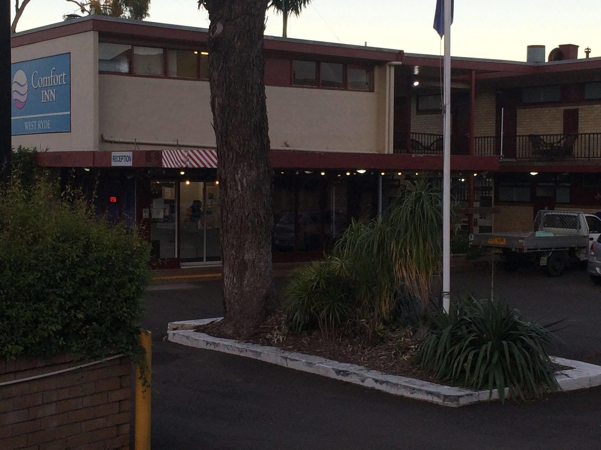 The Select Inn Ryde West Ryde Екстер'єр фото